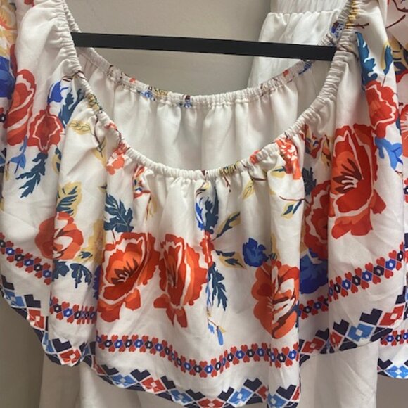 Shein: Matching Set with White Flower Print Design - Picture 3 of 4